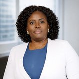 Ein Porträtfoto von Dr. Gifty Anani.