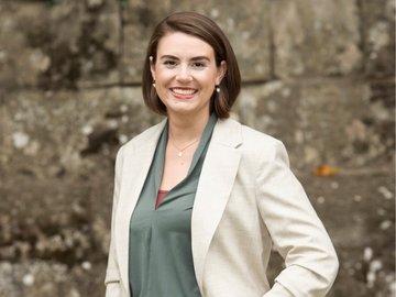 Porträt Lisa Holzer-Schulz