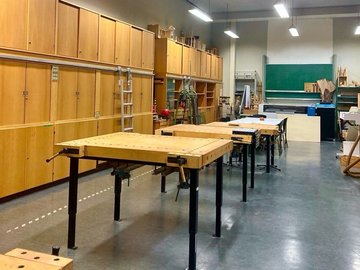 Bild einer Holzwerkstatt