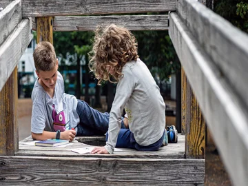 Lesen fördern: Die neuesten Buchempfehlungen des hochschulübergreifenden Projekts boys & books sind erschienen Foto: Joel Frank/PHKA © Die kostenfreie Verwendung des Fotos ist ausschließlich für journalistische Zwecke in Verbindung mit der Pressemitteilung sowie unter Angabe der Quelle gestattet. 