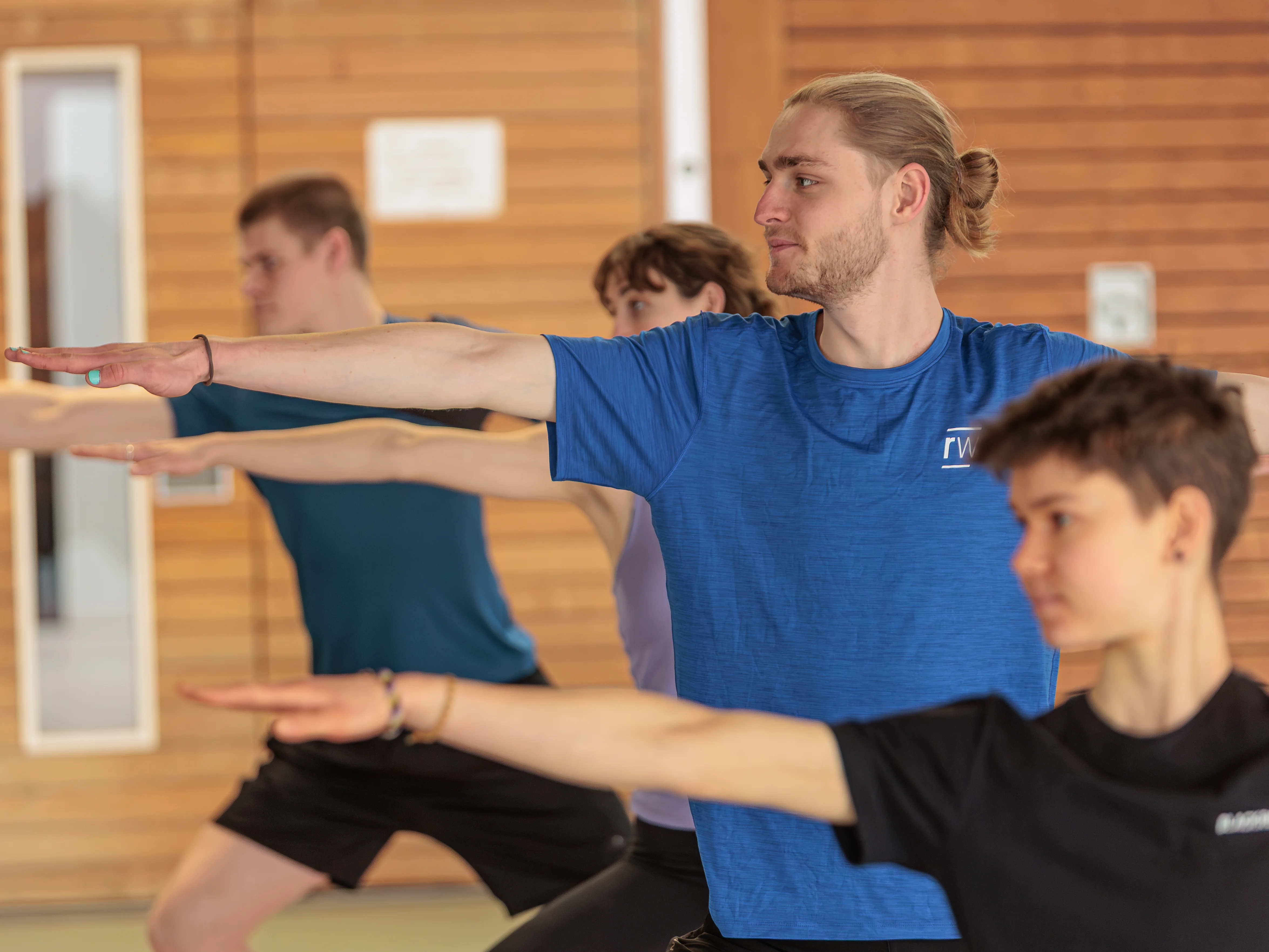 Bewegung und Gesundheit: Diese Themen stehen im Mittelpunkt zweier neuer Weiterbildungsangebote der PHKA. Foto: Paul Needham © Die kostenfreie Verwendung des Fotos ist ausschließlich für journalistische Zwecke in Verbindung mit der Pressemitteilung sowie unter Angabe der Quelle gestattet. 