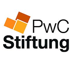Logo PwC Stiftung Logo der PwC Stiftung mit Schriftzug und drei orange-braunen Quadraten links neben "PwC"