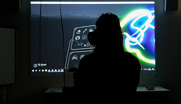 Digitales Lehren und Lernen: An der PHKA startet zum Wintersemester 2026/27 der neue Studiengang „Digitale Bildung“. Foto: Binz/PHKA