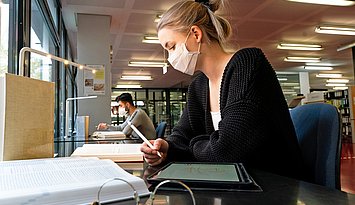 Beste Abschlussarbeiten: Für das Jahr 2020 hat die Pädagogische Hochschule Karlsruhe drei Preise vergeben. Foto: Kamuf/PHKA